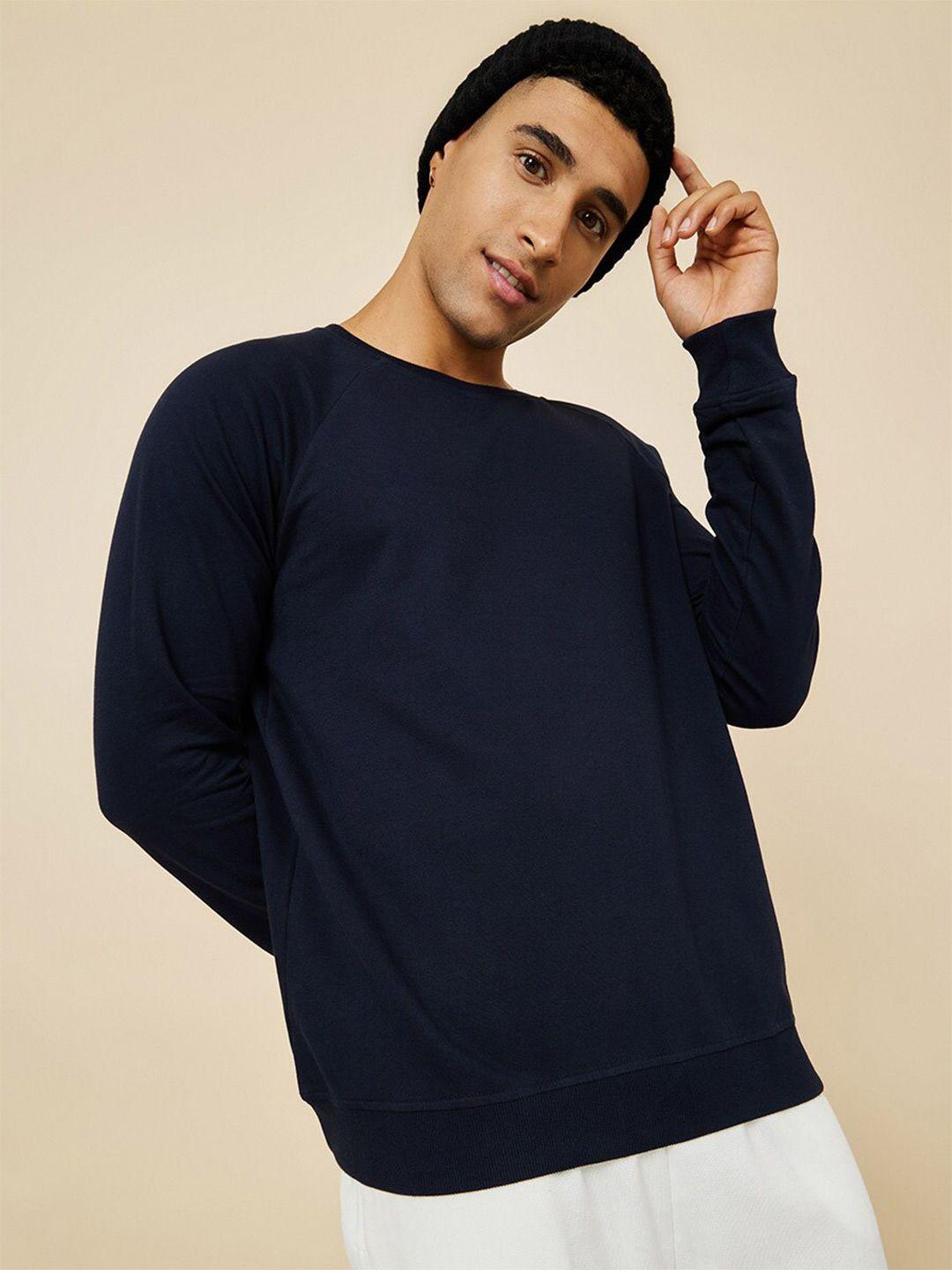 styli men navy blue solid cotton sweatshirt