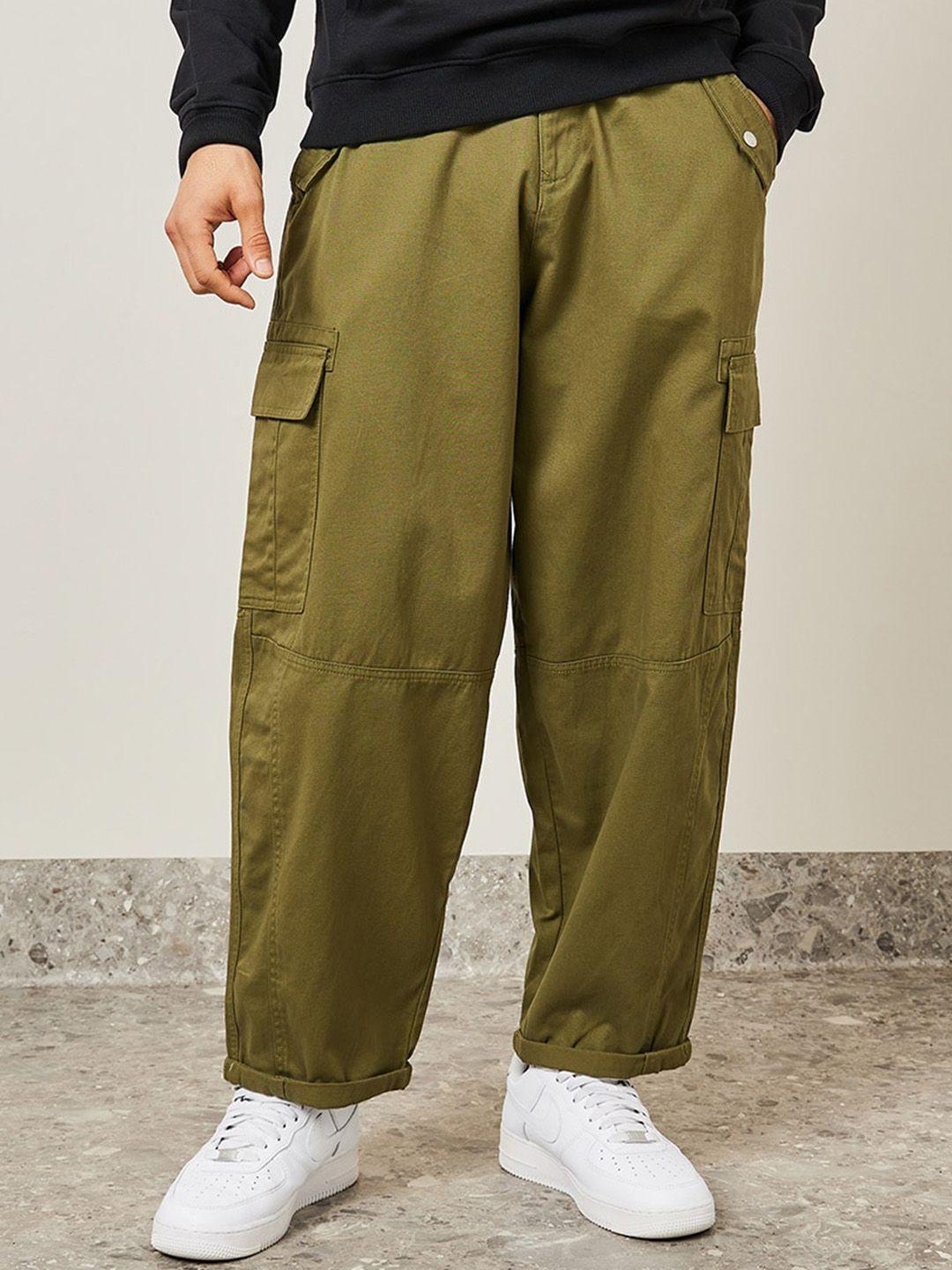 styli men olive green wide leg loose fit oversized pure cotton cargos trousers
