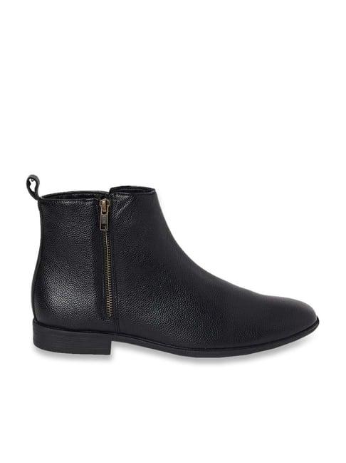 styli narrow round toe chelsea boots in textured faux leather
