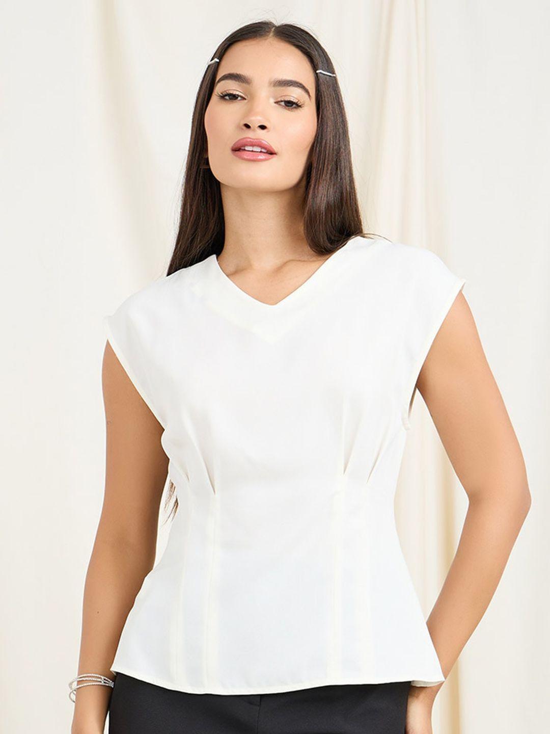 styli off white v-neck extended sleeves fold pleated detail top