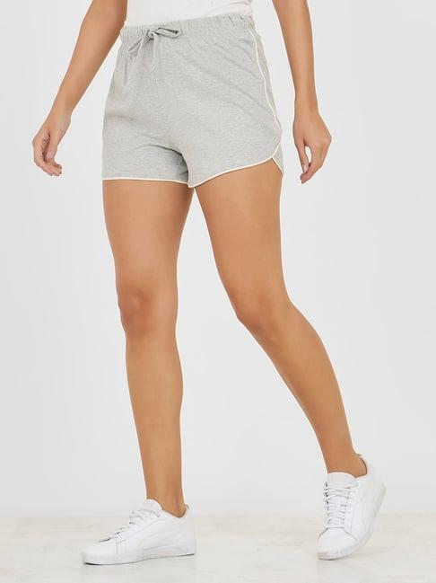 styli piped solid shorts