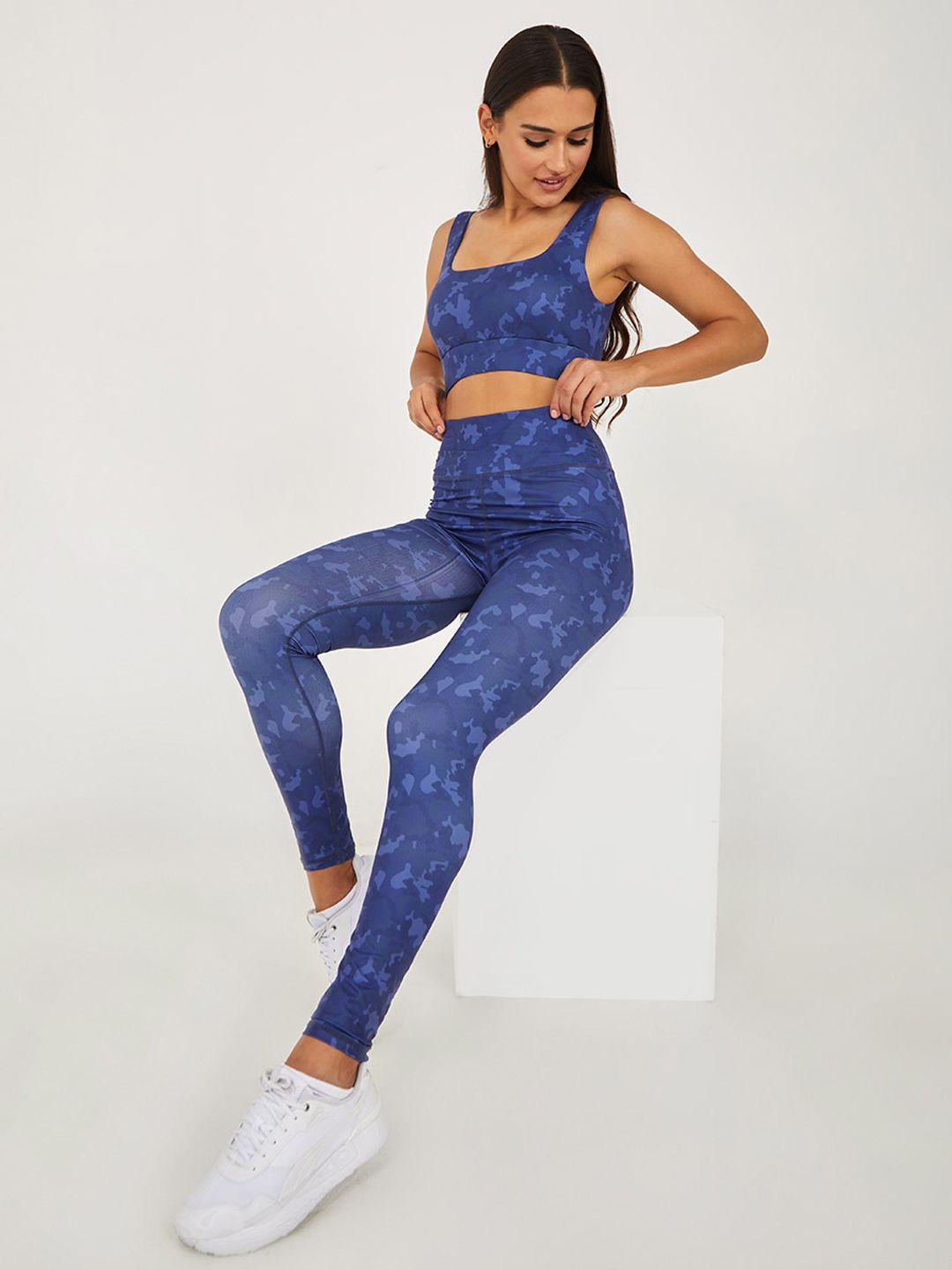 styli women navy blue tonal camouflage print sports bra & leggings active set