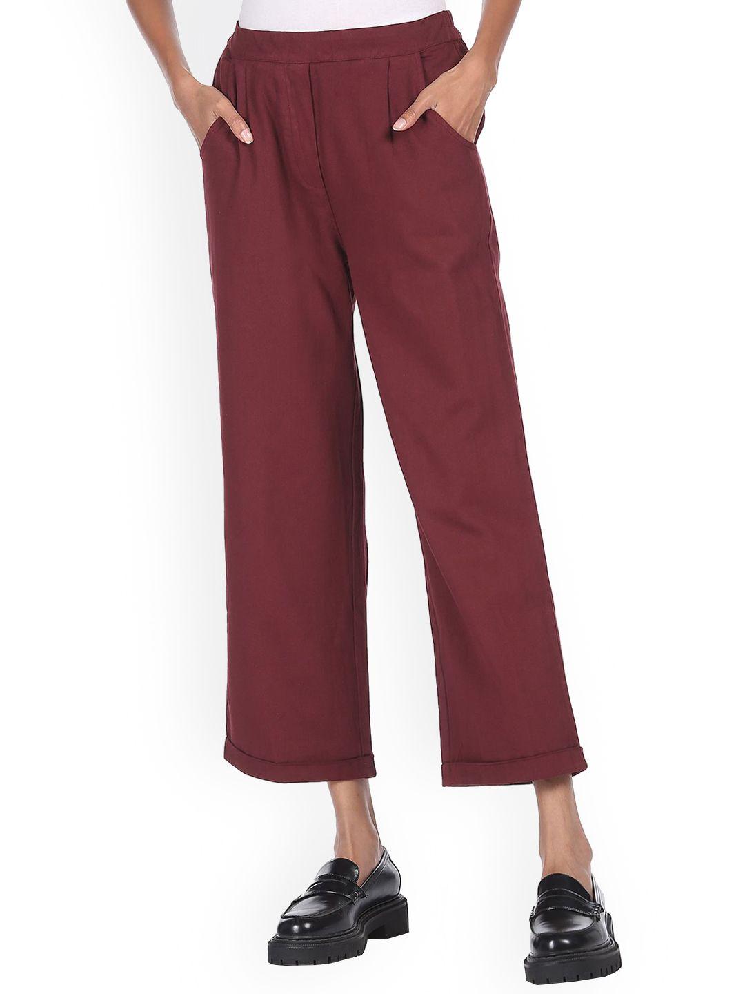 sugr women maroon pleated pure cotton trousers