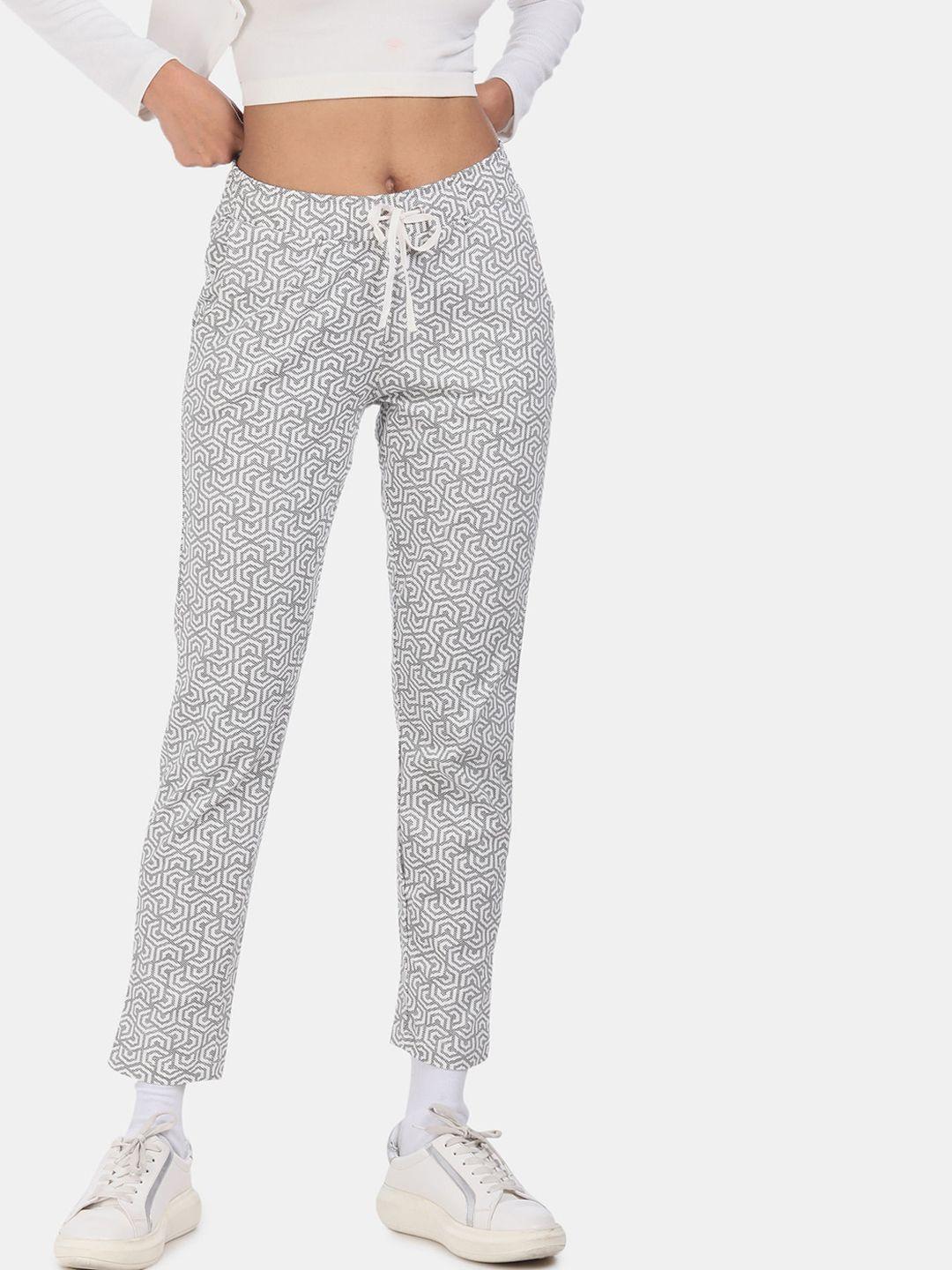 sugr women white & grey printed track pants