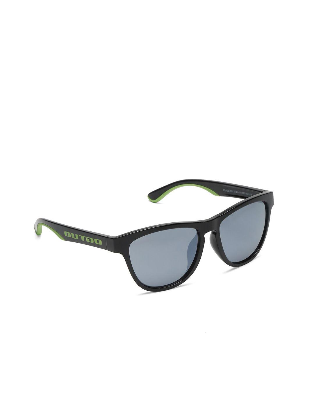 sunnies wayfarer sunglasses with polarised and uv protected lens