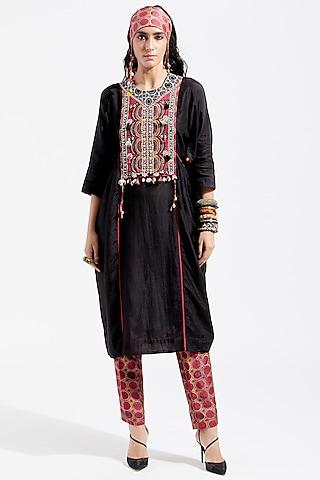 surmai embroidered tunic set