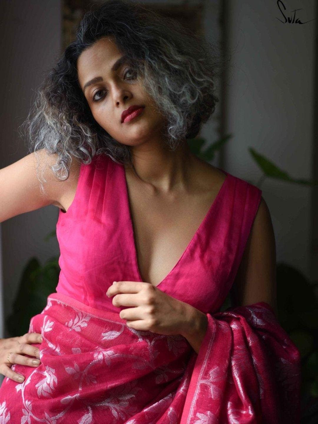 suta women pink solid saree blouse