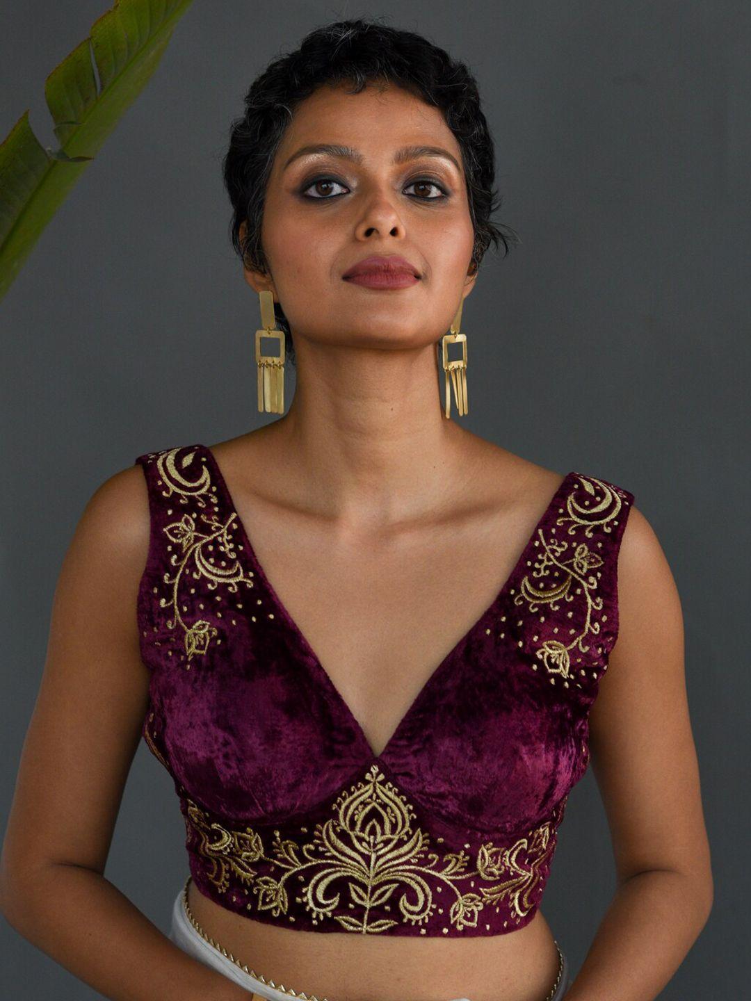 suta embroidered velvet saree blouse