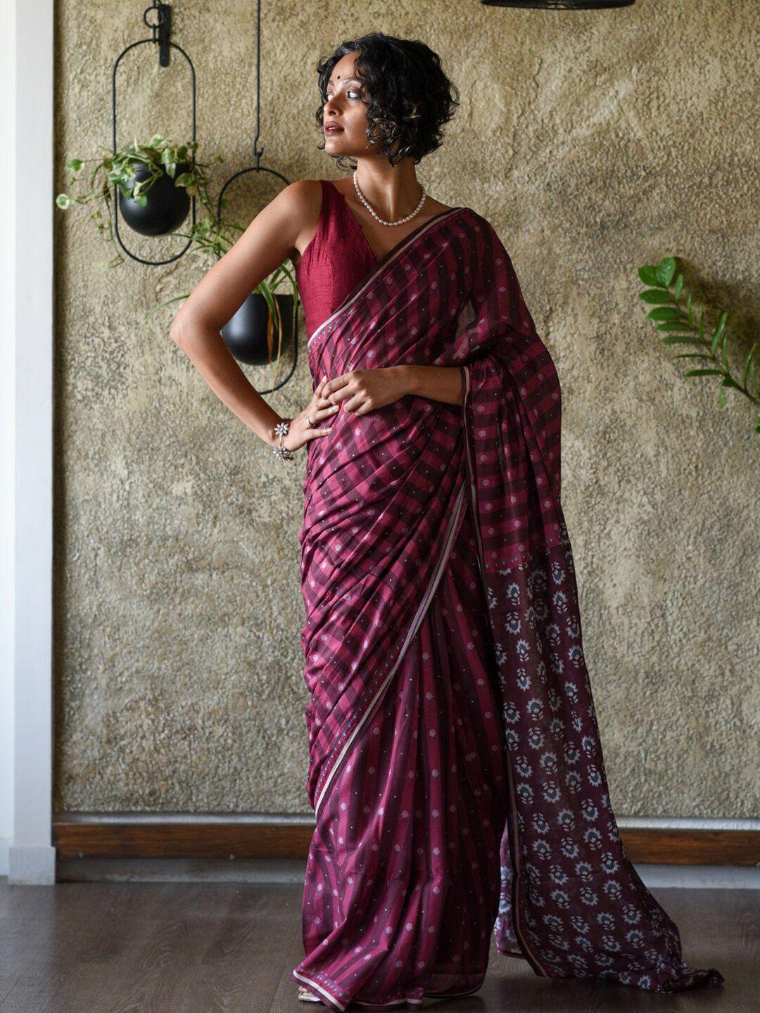 suta maroon & grey floral printed pure cotton saree