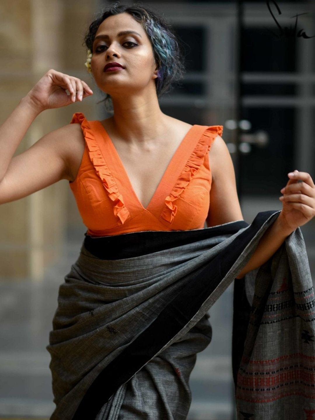 suta women orange solid kotpad cotton saree blouse