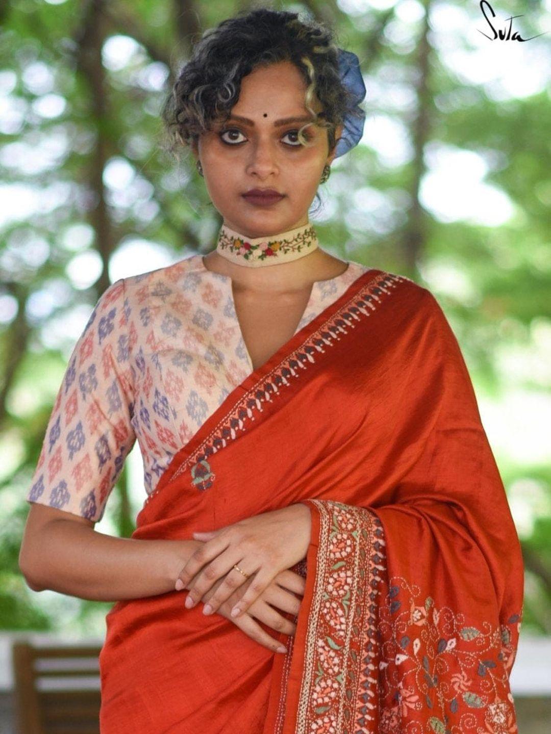 suta women peach printed pure silk saree blouse