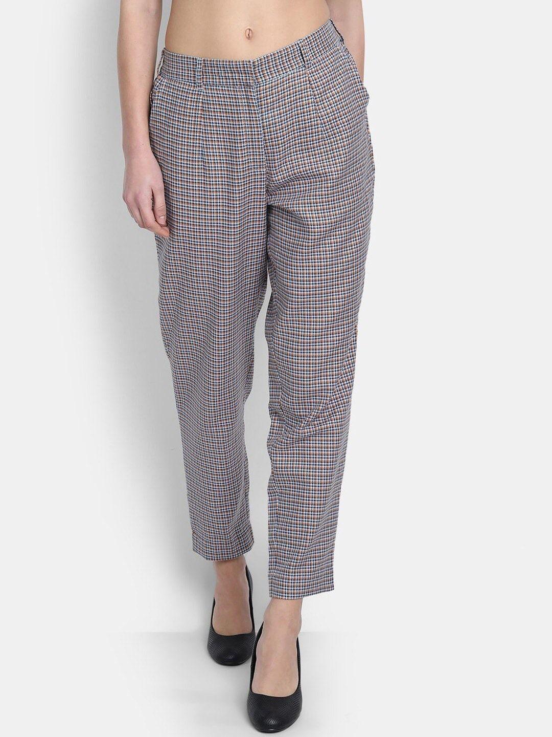 suti women checked mid-rise pleated trousers