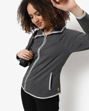 sweatshirt with insert pocket