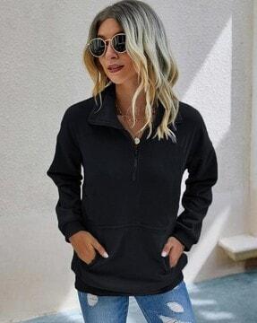 sweatshirt with kangaroo pocket