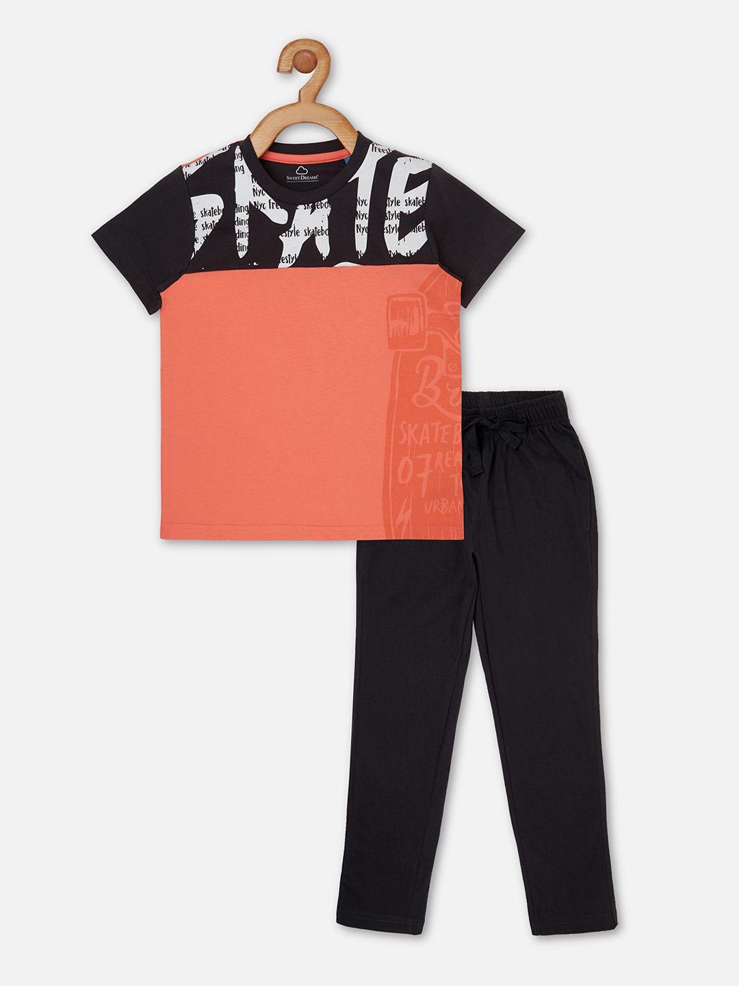 sweet dreams boys peach-coloured & black printed night suit