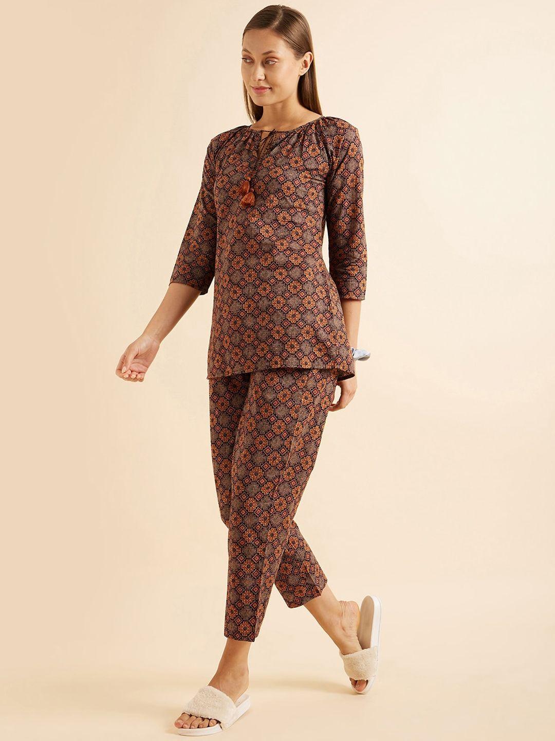 sweet dreams brown & black ethnic motifs printed pure cotton night suit