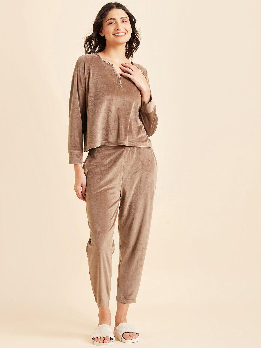 sweet dreams brown notched neck night suit