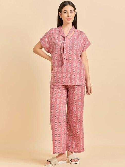 sweet dreams pink cotton printed t-shirt & pyjama set