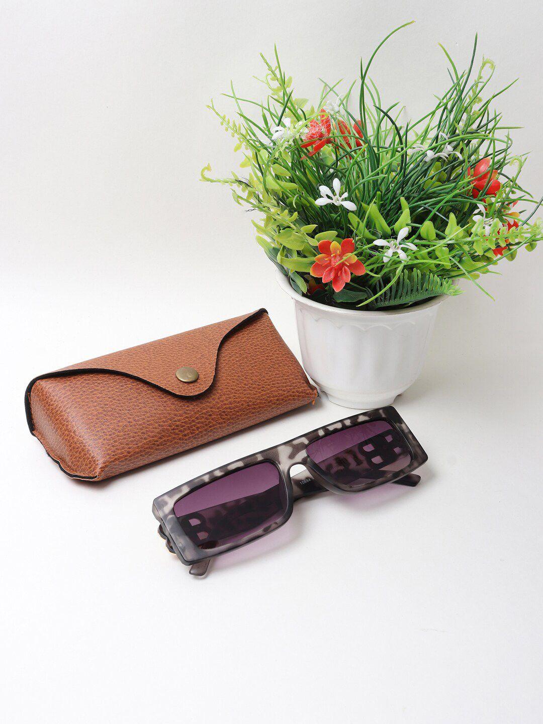 swiss design unisex grey lens & black wayfarer sunglasses with uv protected lens
