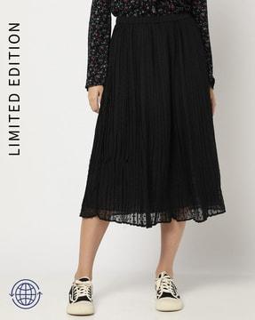 swiss-dot pleated flared skirt