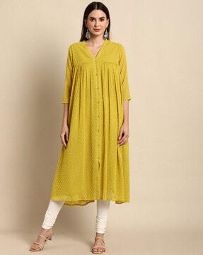 swiss-dot v-neck flared kurta