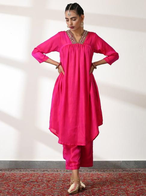 swtantra fuchsia embellished kurta palazzo set