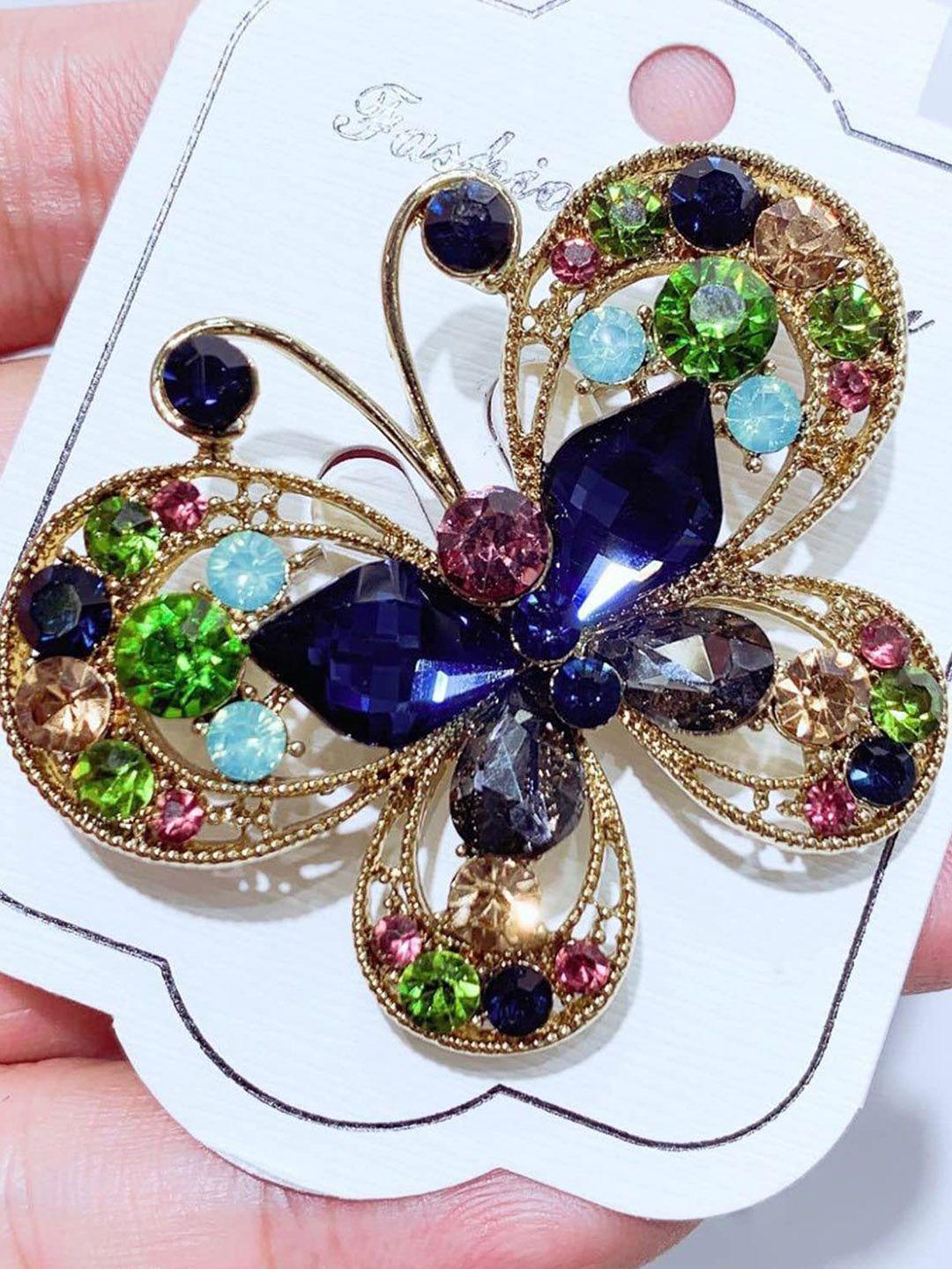 syga crystal studded brooch