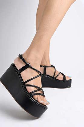 synthetic buckle girls casual sandals - black