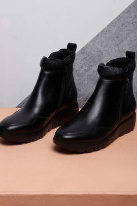 synthetic leather zipper women's party wear boots - black