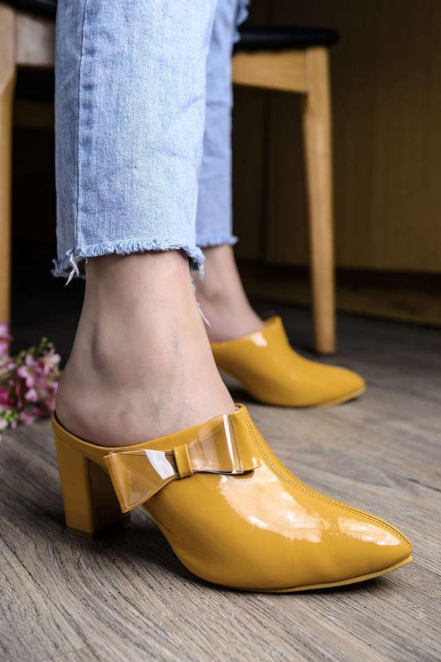 synthetic slipon girls casual mules - yellow