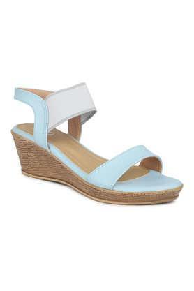 synthetic velcro women's casual wear sandals - blue