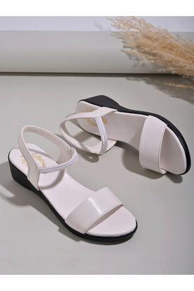 synthetic backstrap women casual wear sandals - white