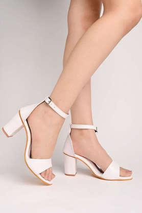 synthetic buckle girls casual sandals - white