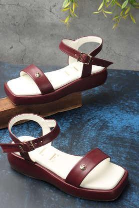synthetic buckle women's casual sandals - maroon