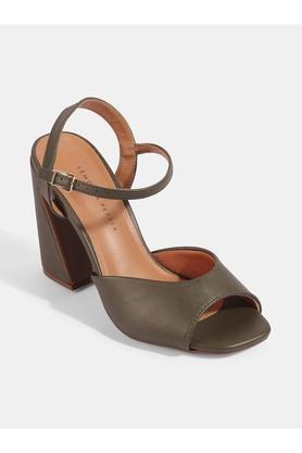 synthetic buckle womens casual sandals - olive