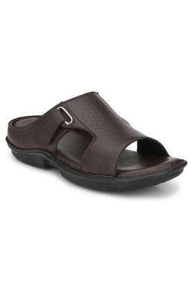 synthetic slip-on men's slippers - brown