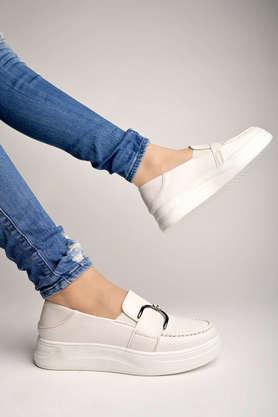 synthetic slipon girls casual loafers - white