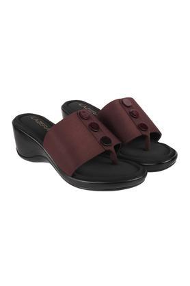 synthetic slipon women's casual sandals - brown