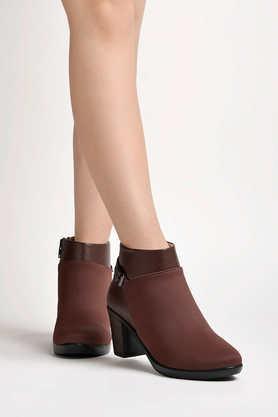 synthetic zipper women's boots - brown