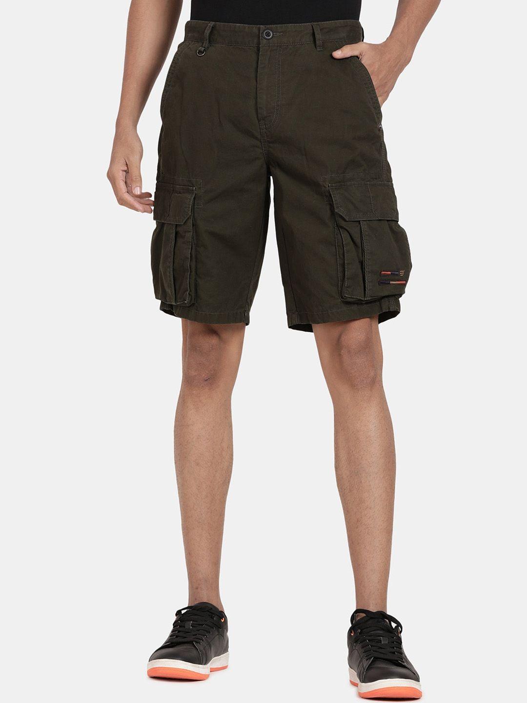 t-base men green cargo shorts