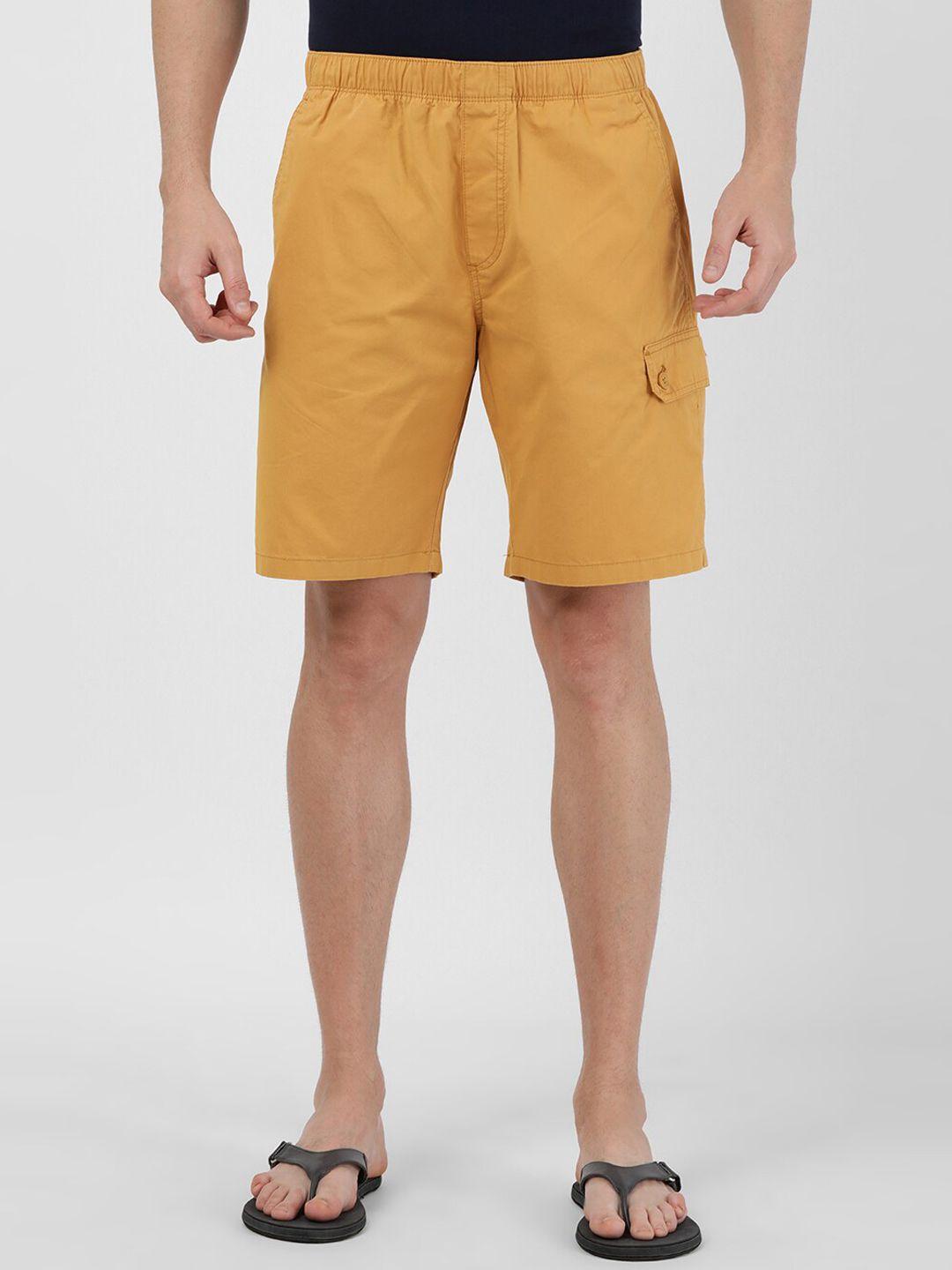 t-base men mid rise cotton chino shorts