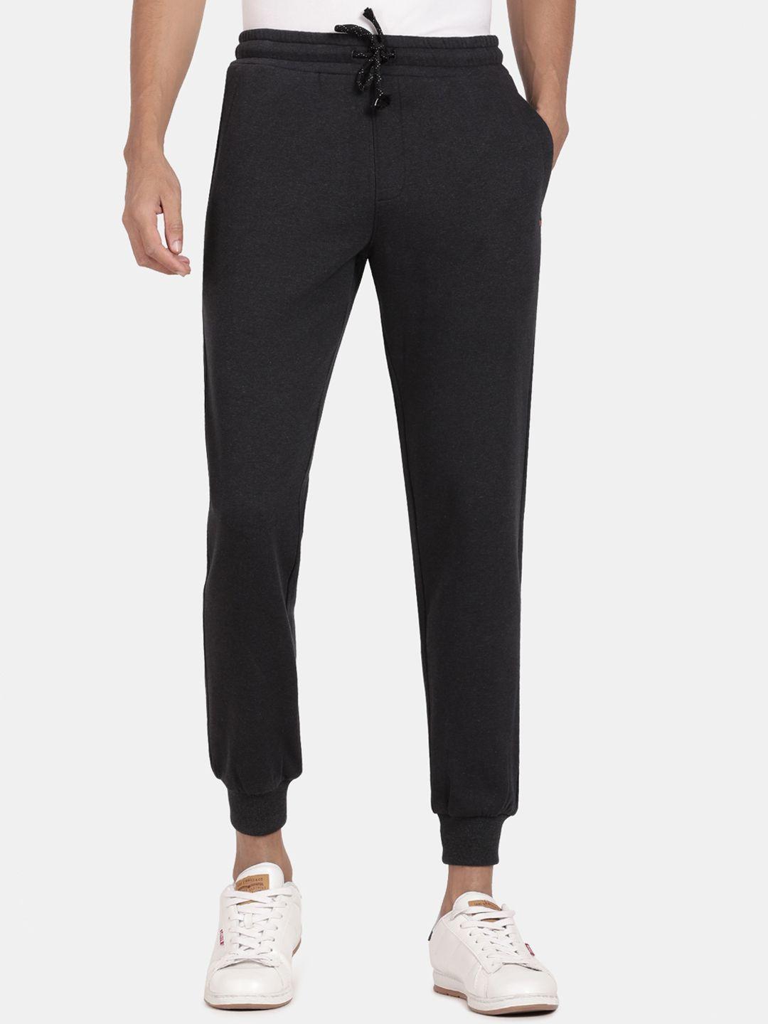 t-base men mid rise joggers