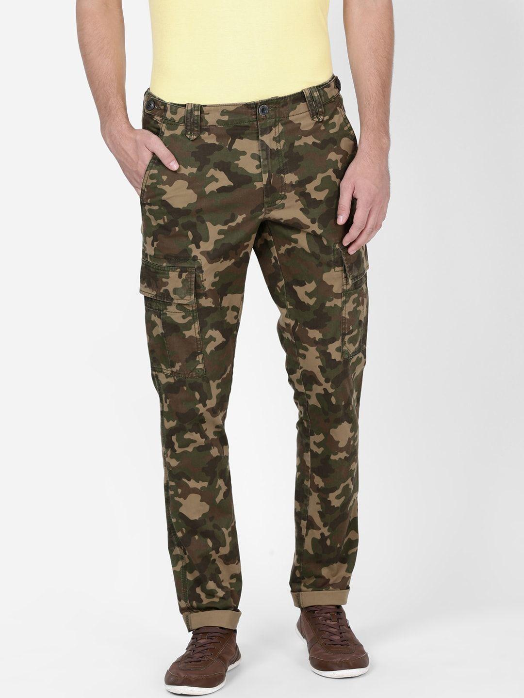 t-base men olive green tapered fit printed cargos