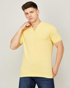 t-shirt with contrast tipping