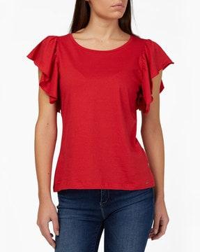 t-shirt with ruffled sleeves