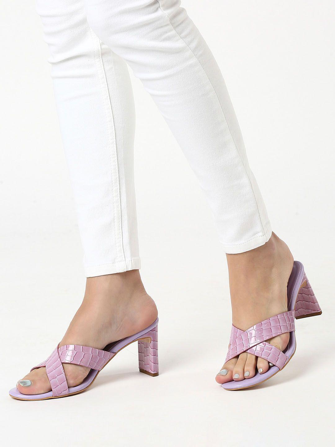 t.eleven-open-toe-textured-block-heels