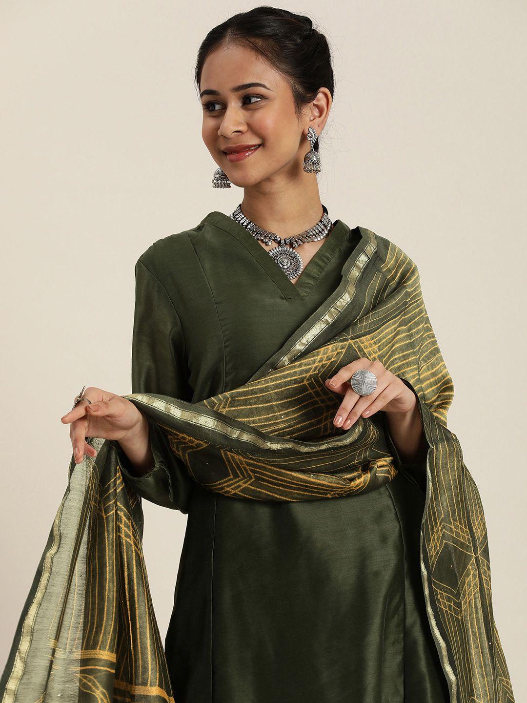 taavi mukaish printed dupatta