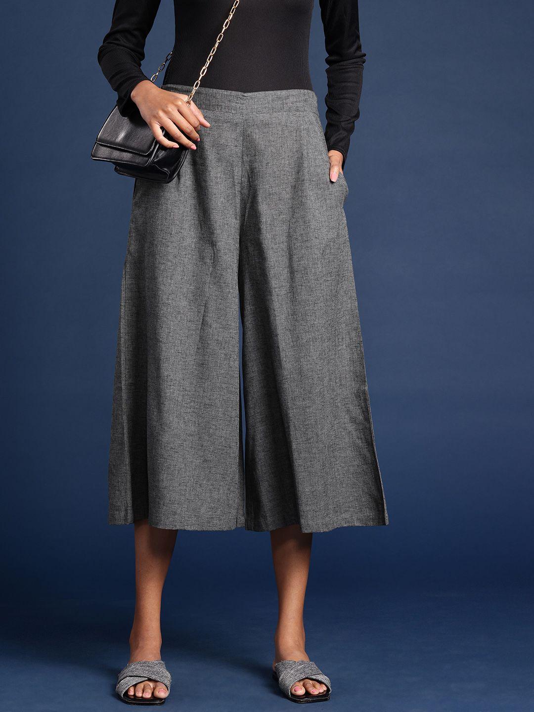 taavi woven legacy mid-rise three-fourth length pleated parallel trousers