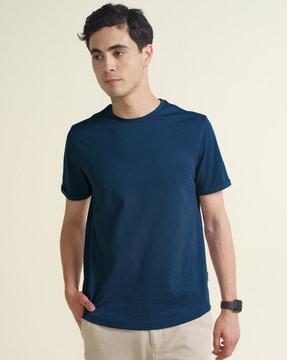 tailored fit crew- neck t-shirt