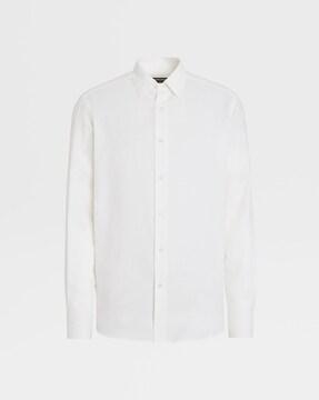 tailored fit dress shirt with cutaway collar